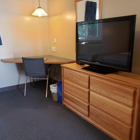 Three Hills Lamplighter Inn المظهر الخارجي الصورة